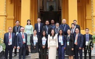 第14党大会：国際記者団に最良の取材環境を整備