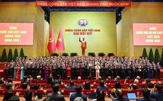 国際メディア　ベトナムの改革・成長政策強調