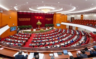 越共十四大文件草案：继承与发展对外工作、融入国际思维