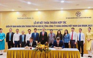 Hanoi und Vietnam Airlines intensivieren Zusammenarbeit zur Förderung des Tourismus