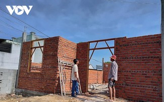 Provinsi Ninh Thuan Membangun Ratusan Rumah Tinggal untuk Warga Etnis Minoritas