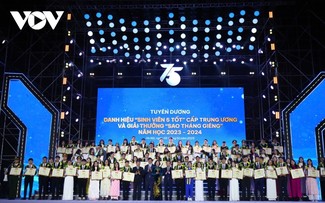 Kỷ niệm 75 năm Ngày truyền thống học sinh, sinh viên