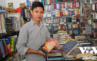 Chàng trai 9X khởi nghiệp cùng sách cũ