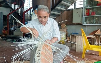 Người thổi hồn cho sản phẩm mây, tre Việt Nam ra thế giới