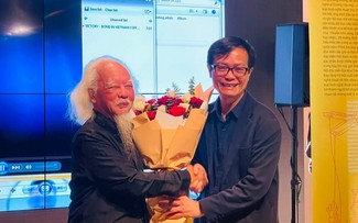 Nghệ sĩ Dương Văn Học - Người kể chuyện bằng rối