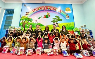 Kiều bào đồng hành cùng giáo dục trẻ em vùng biên giới Quảng Trị