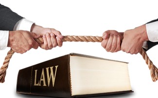 Toà án nhân dân Khu vực 16 – TP.HCM triệu tập ông Trần Quang Nghĩa và bà Nguyễn Thị Nhung