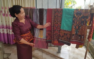 Nghệ nhân Néang Chanh Ty bảo tồn nghề dệt thổ cẩm Khmer