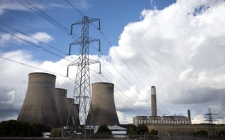 UK closes last coal power plant, ushers in green energy era