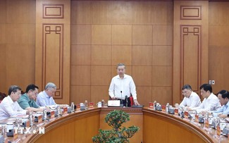 Party chief works with Documents Subcommittee, Party Charter Subcommittee