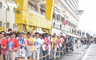 Train tourists to Da Nang increase sharply