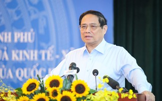 Prime Minister works in Ho Chi Minh City