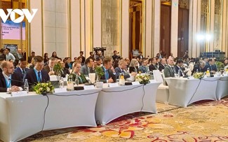 East Sea conference seeks unity in uncertainties