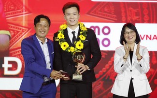 Hoang Duc wins Golden Ball as Vietnam’s best player in 2025