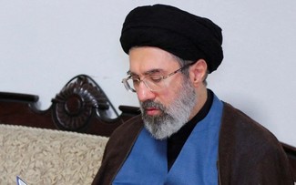 Iran names new supreme leader