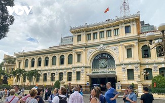 Число туристов из Северо-Восточной Азии и Европы, приезжающих во Вьетнам, продолжает расти