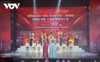 Giao lưu Tiếng hát hữu nghị Việt - Trung: Sợi dây tình thân gắn kết 2 nước