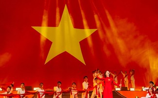 Các sự kiện văn hoá nổi bật trong tuần qua ảnh 