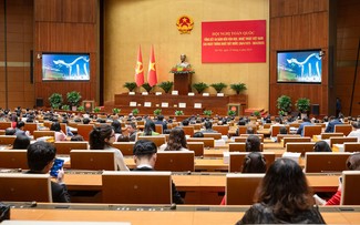 Đội ngũ văn nghệ sĩ là những người gìn giữ và thổi bùng ngọn lửa của truyền thống yêu nước, niềm tự hào dân tộc