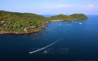 Xây dựng Phú Quốc thành Trung tâm du lịch sinh thái, du lịch biển, đảo tầm cỡ quốc gia và quốc tế