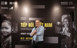 Nhiếp ảnh gia người Anh Andy Solomon và tình yêu Việt Nam 