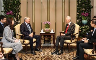 Thúc đẩy kết nối giữa Trung tâm tài chính quốc tế Singapore và Việt Nam