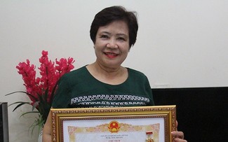 NSND Thúy Mơ người phụ nữ tài sắc chiếng chèo xứ Đông