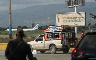 US, UN suspend flights to Haiti 