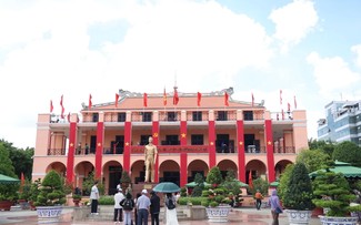Nha Rong wharf packed with visitors on President Ho Chi Minh’s birthday