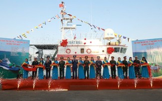 High-speed patrol ship handed over to Vietnam Coast Guard