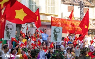 Thông tin về những ngày  kỷ niệm trong tháng 10 và những lĩnh vực của đời sống xã hội  Việt Nam