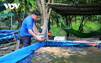Nguyễn Trí Thức – Chàng thanh niên ở Hậu Giang làm giàu nuôi cá tai tượng da beo