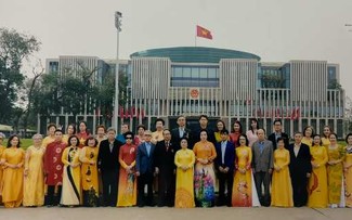 Tự hào và trách nhiệm góp sức cho quê hương của người Việt xa xứ