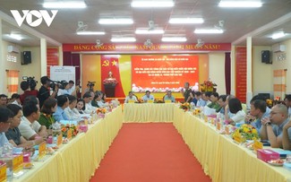 Phó Chủ tịch Quốc hội Trần Quang Phương kiểm tra công tác bầu cử tại Cần Thơ