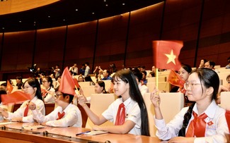 Vietnam presta atención a la protección, atención y educación de niños