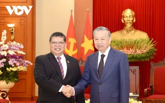 Líder político aprecia relaciones de cooperación Vietnam-Malasia