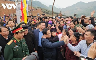 Primer Ministro asisten a la inauguración de proyectos de reconstrucción de aldeas dañadas por desastres naturales