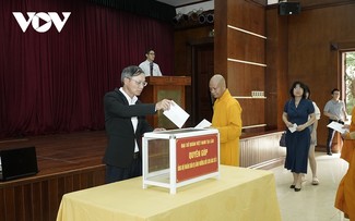 Collecte de fonds au Laos pour les victimes du typhon Yagi