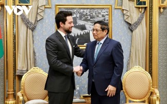 Thủ tướng Phạm Minh Chính tiếp Hoàng Thái tử Jordan Al Hussein bin Abdullah II