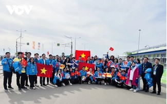Người Việt tại Nga hướng về Ngày hội non sông