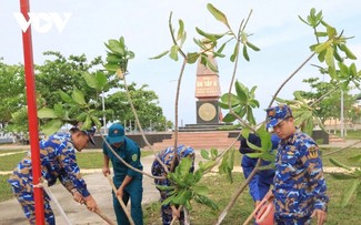 Truong Sa launches “Tree-Planting Festival”