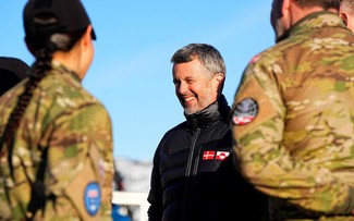 Danish king visits Greenland in show of unity
