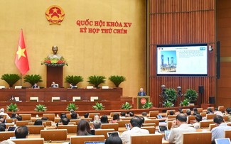 Trung tâm tài chính quốc tế tại Việt Nam:   Điều kiện cần - để thúc đẩy tăng trưởng cao trong dài hạn  ​