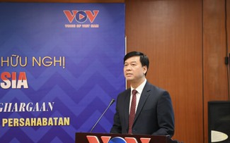 Trao giải Cuộc thi tìm hiểu quan hệ hữu nghị Việt Nam - Indonesia