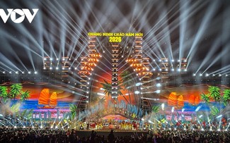 Mừng Đảng, Mừng Xuân với concert 50 nghìn khán giả và đại lộ hoa bên bờ vịnh Hạ Long