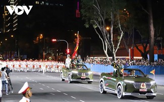 50 năm Thống nhất đất nước: Tổng hợp luyện lần đầu tiên tất cả các lực lượng tham gia diễn binh, diễu hành