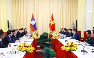 Thủ tướng Phạm Minh Chính hội kiến Tổng Bí thư Lào Thongloun Sisoulith