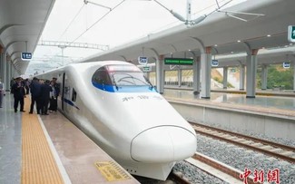 Đường sắt cao tốc của Trung Quốc đến sát biên giới Việt - Trung thông xe toàn tuyến