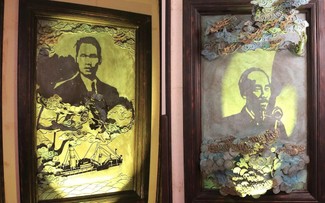 Hình ảnh Chủ tịch Hồ Chí Minh qua điêu khắc ánh sáng tại thủ đô Seoul