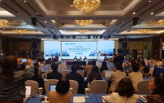 Hợp tác kinh tế quốc tế về năng lượng và thương mại tự do